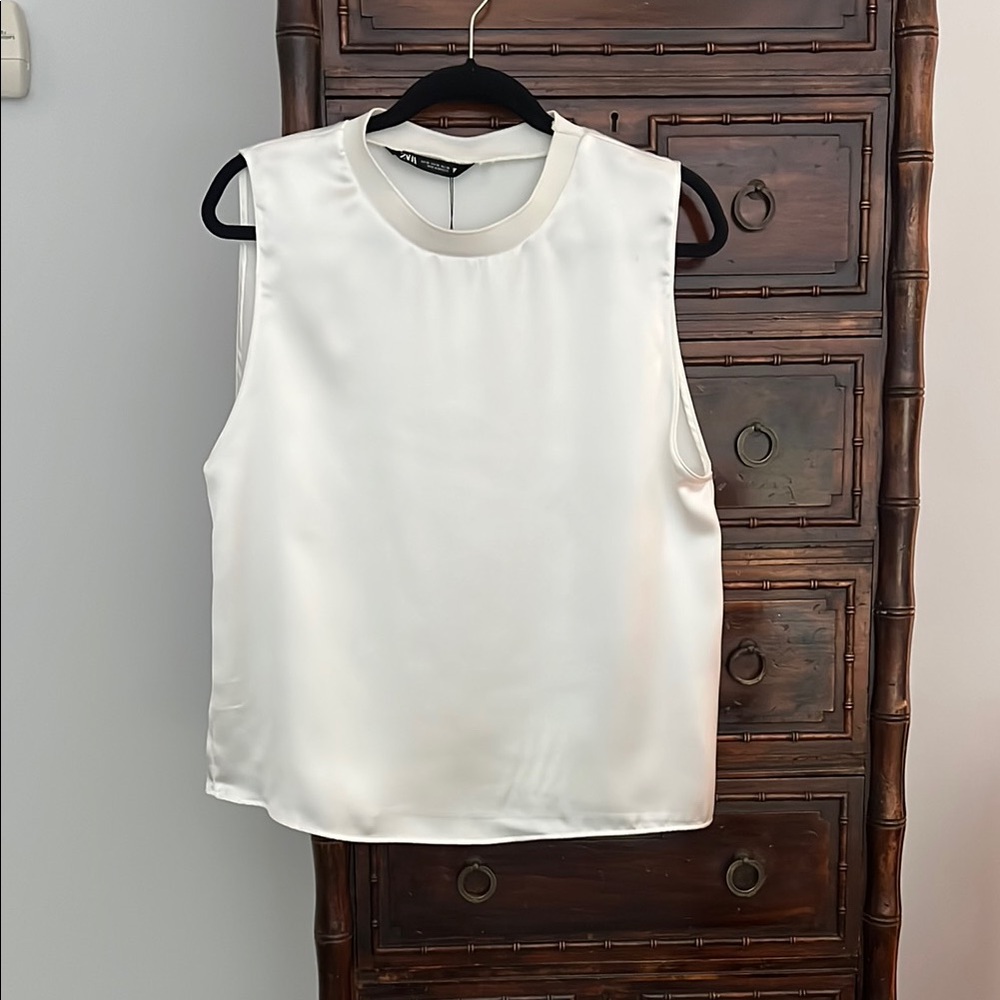 Zara White Sleeveless Top